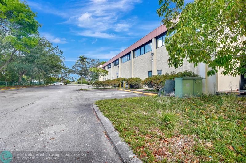 4505 NW 103rd Avenue, Sunrise, FL 33351 Photo