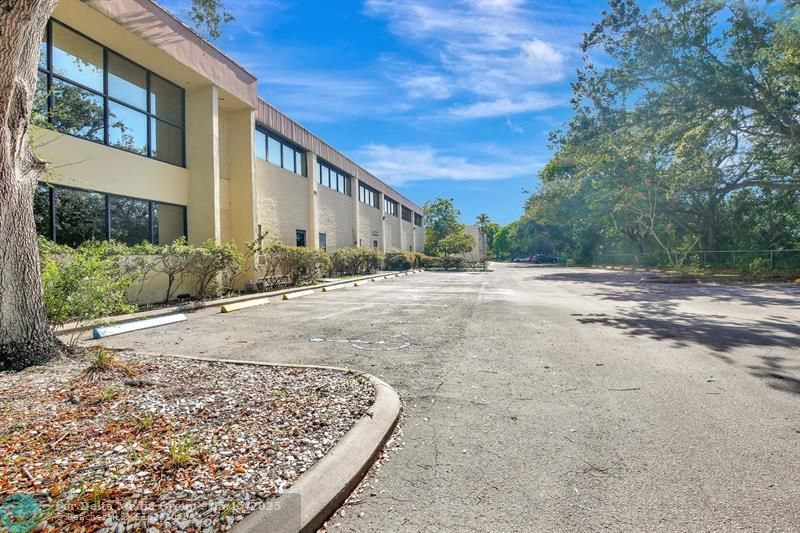 4505 NW 103rd Avenue, Sunrise, FL 33351 Photo