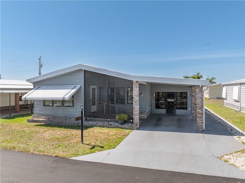 9245 Caloosa Dr, North Fort Myers, FL 33903 Photo