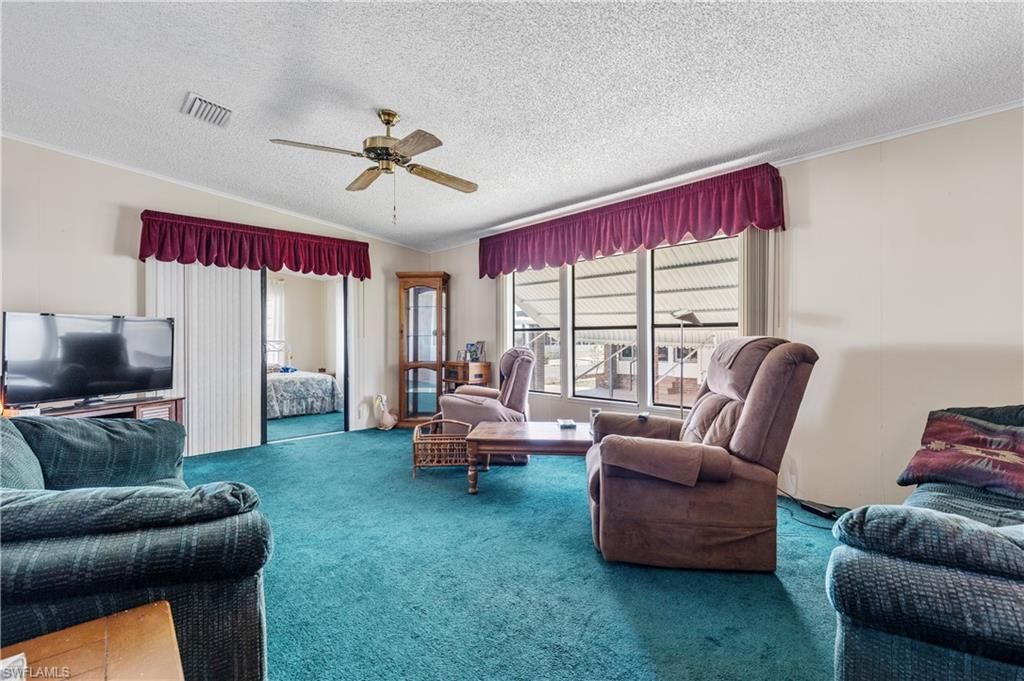 9245 Caloosa Dr, North Fort Myers, FL 33903 Photo