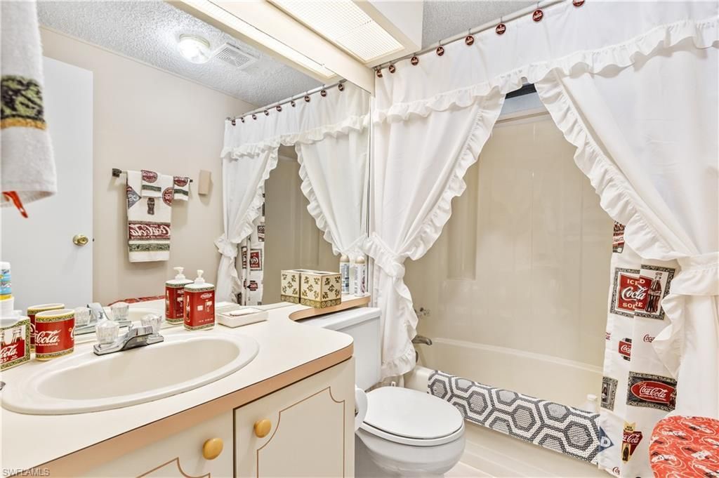 9245 Caloosa Dr, North Fort Myers, FL 33903 Photo