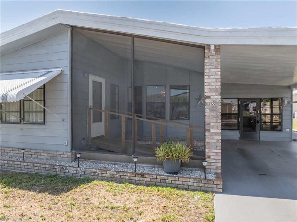 9245 Caloosa Dr, North Fort Myers, FL 33903 Photo