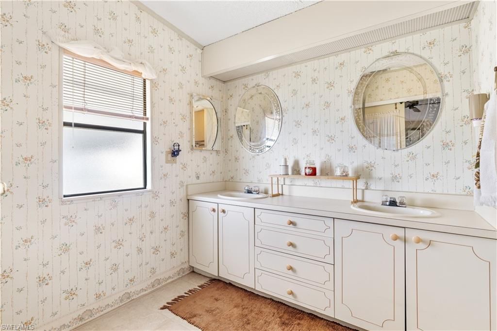 9245 Caloosa Dr, North Fort Myers, FL 33903 Photo