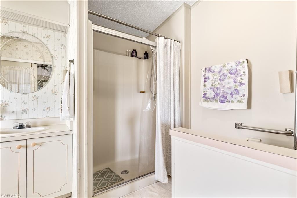 9245 Caloosa Dr, North Fort Myers, FL 33903 Photo