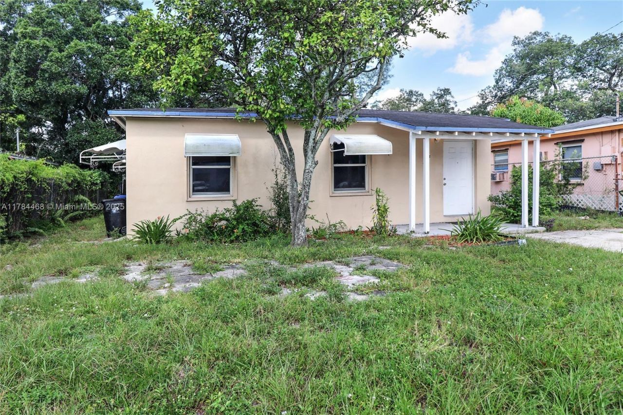 723 NW 15th Way, Fort Lauderdale, FL 33311 Photo