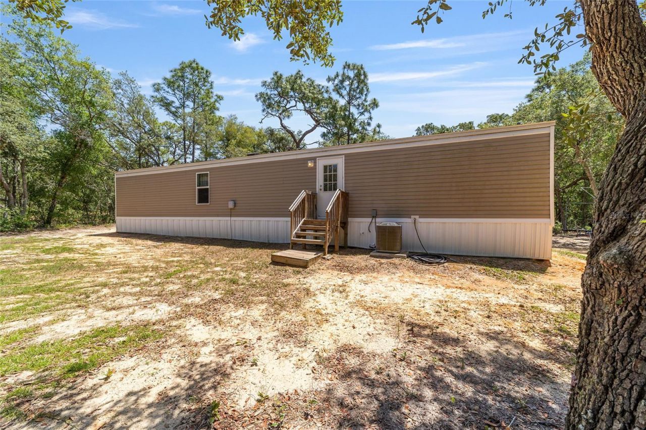 9088 S Berkshire Avenue, Inverness, FL 34452 Photo