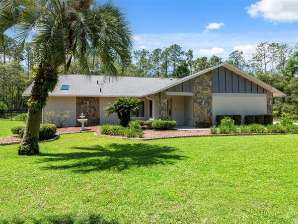 1212 W REDDING STREET, HERNANDO, FL 34442