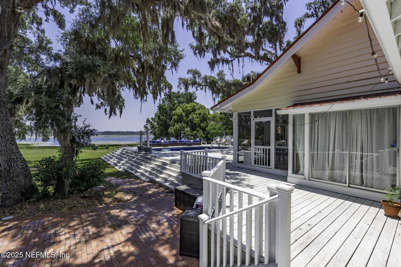 561 SE Lakeview Drive, Keystone Heights, FL 32656 Photo