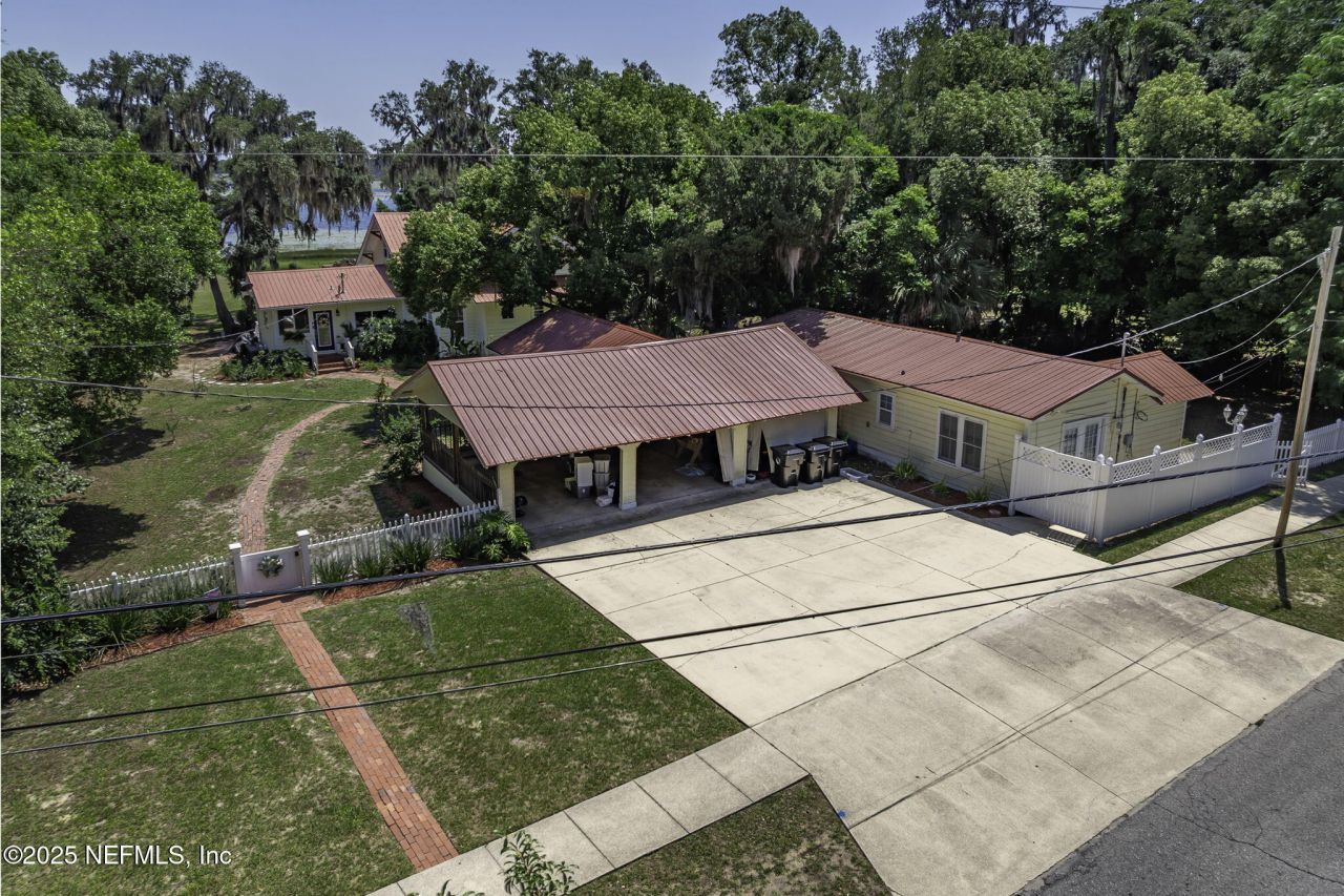 561 SE Lakeview Drive, Keystone Heights, FL 32656 Photo