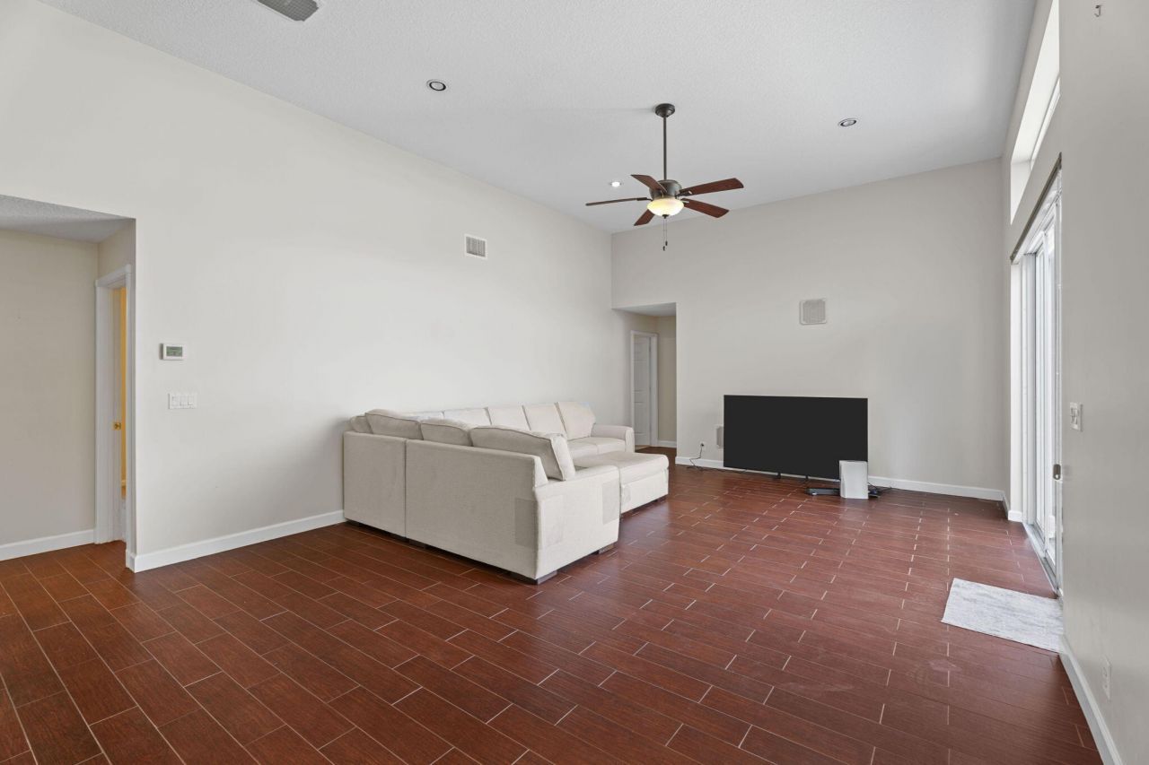 2554 SW Mayacoo Way, Palm City, FL 34990 Photo