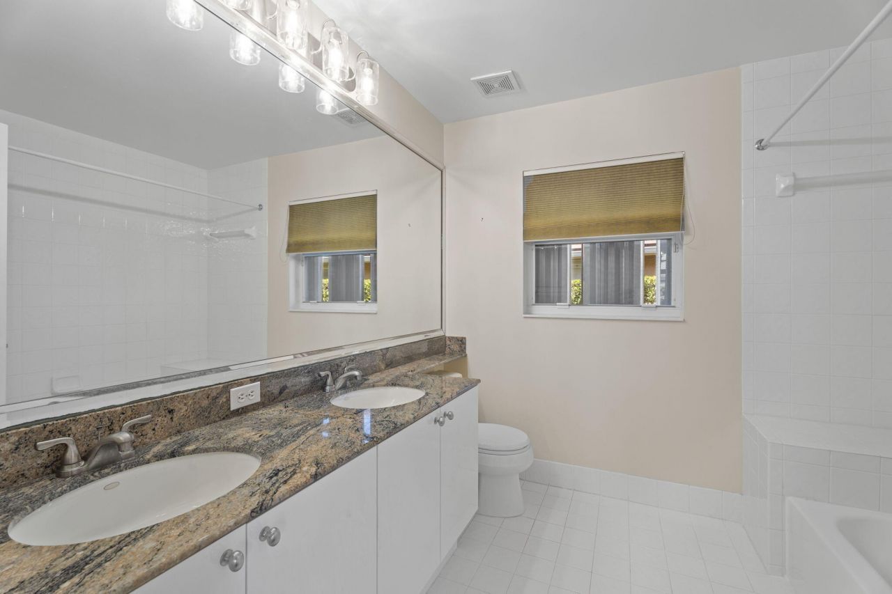 2554 SW Mayacoo Way, Palm City, FL 34990 Photo