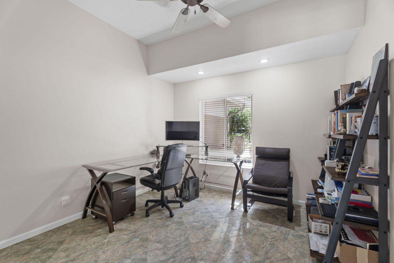 2554 SW Mayacoo Way, Palm City, FL 34990 Photo