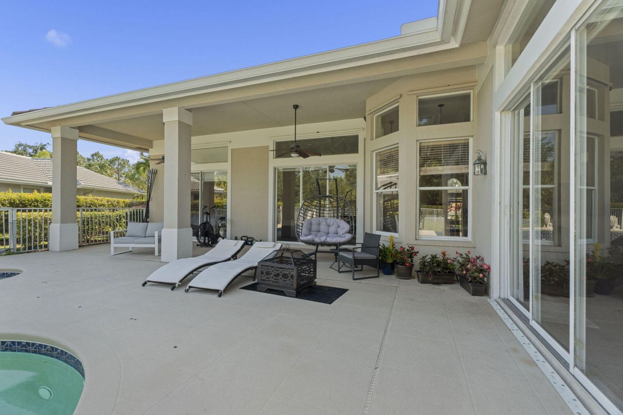 2554 SW Mayacoo Way, Palm City, FL 34990 Photo