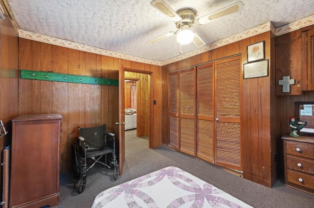 1263 N Highway 52 Photo 12