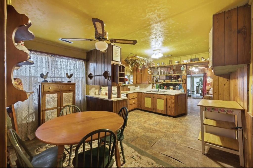 1263 N Highway 52 Photo 27