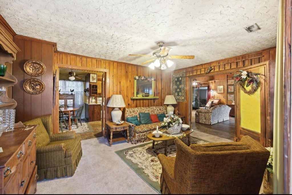 1263 N Highway 52 Photo 30