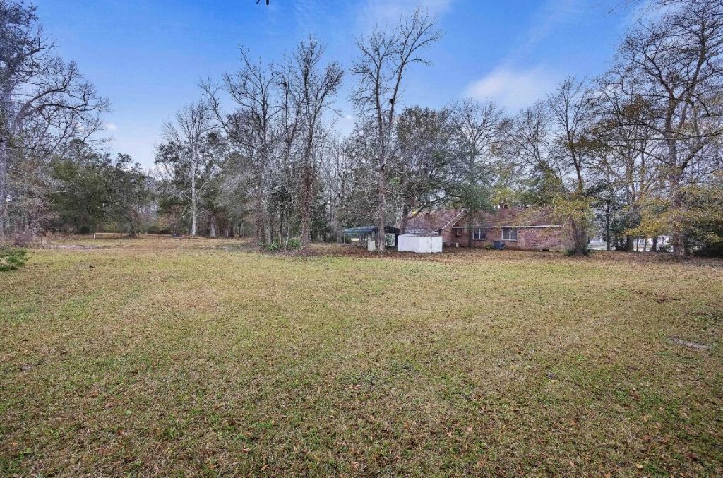 1263 N Highway 52 Photo 4