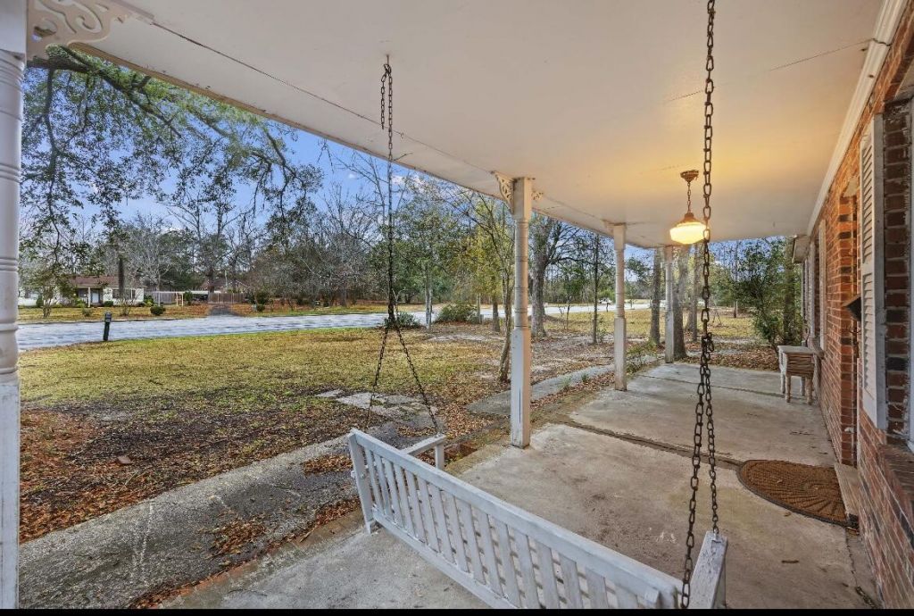 1263 N Highway 52 Photo 8