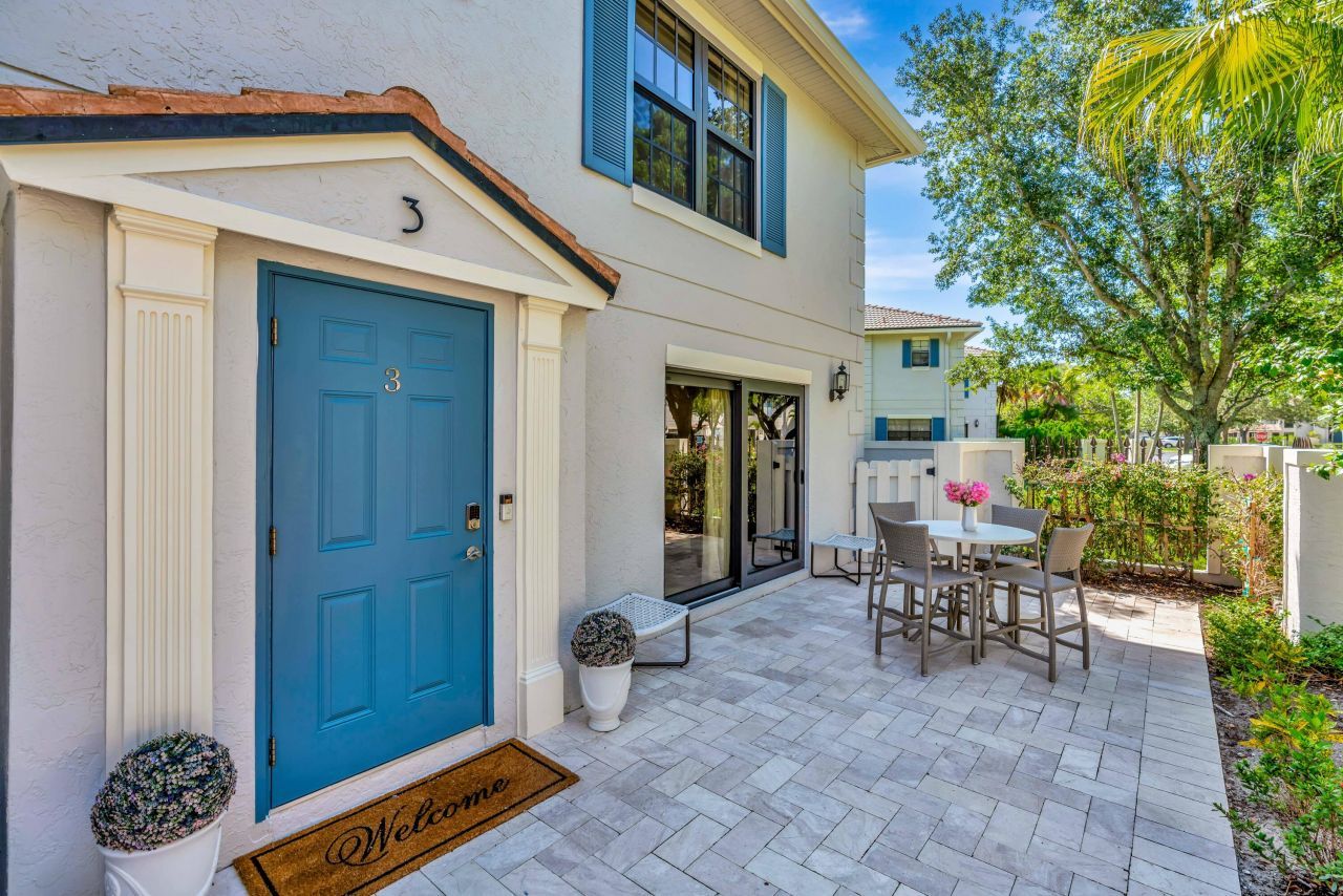 356 Prestwick Circle, Unit 3, Palm Beach Gardens, FL 33418 Photo