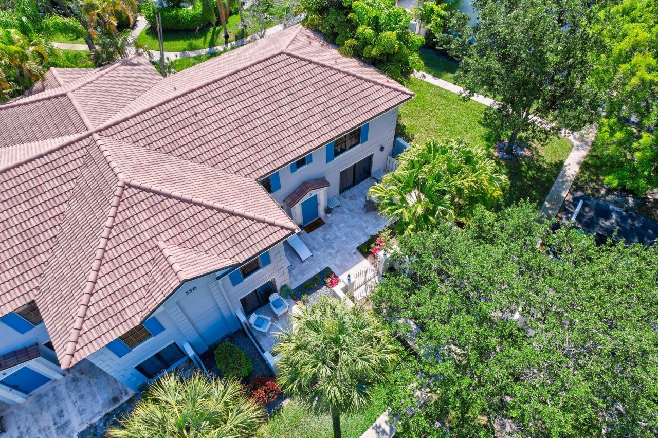 356 Prestwick Circle, Unit 3, Palm Beach Gardens, FL 33418 Photo