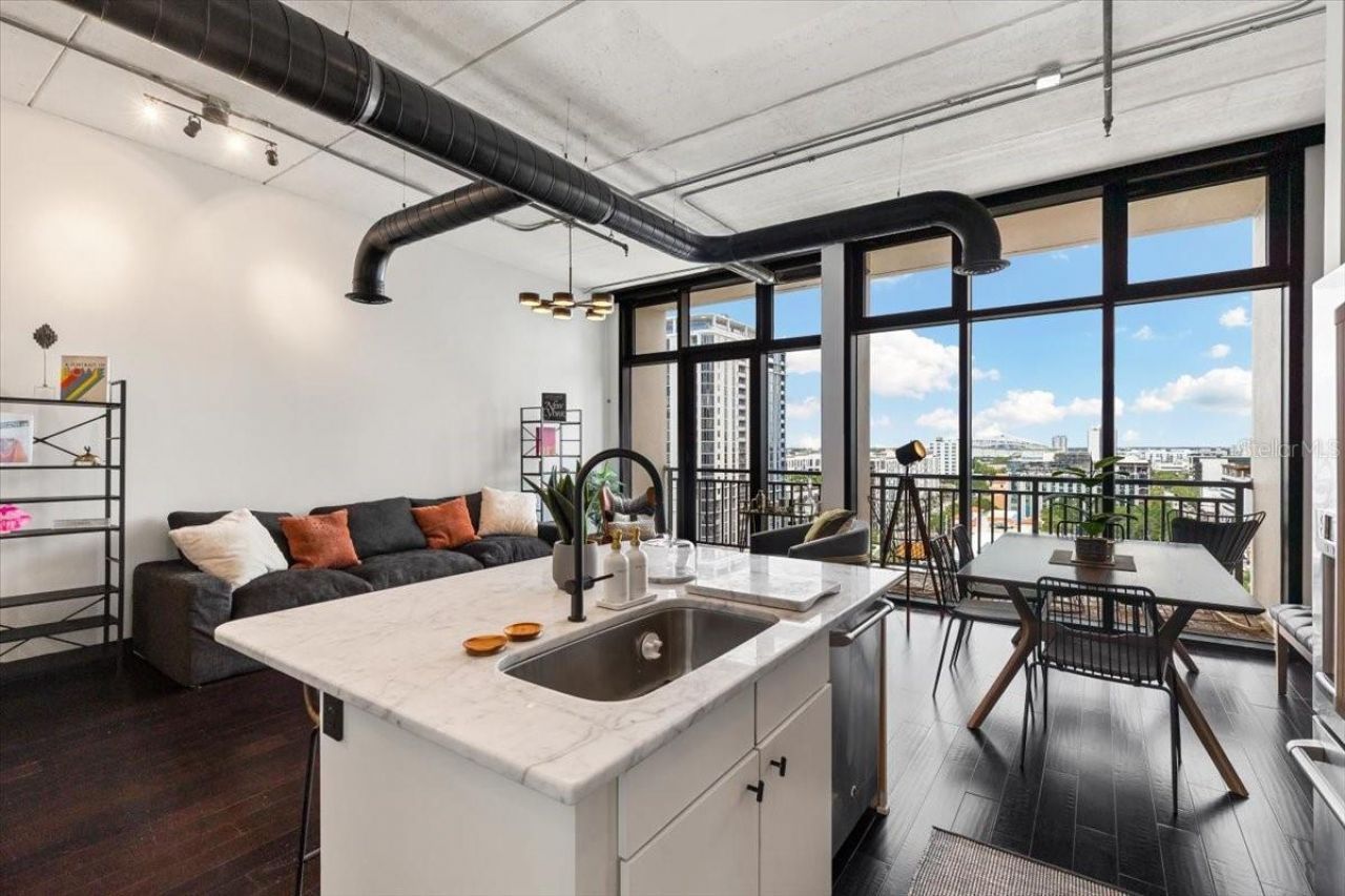 175 S 2nd Street S, Unit PH-16, Saint Petersburg, FL 33701 Photo