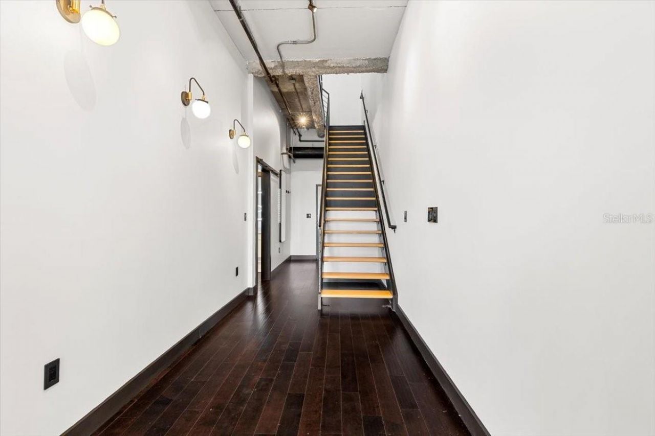 175 S 2nd Street S, Unit PH-16, Saint Petersburg, FL 33701 Photo