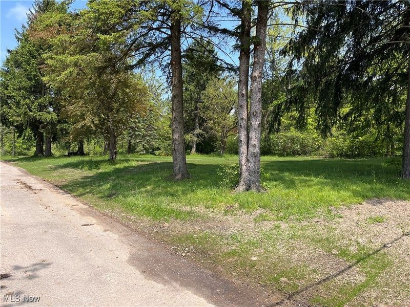 8986 Fairmount Road, Novelty, OH 44072 Photo 13