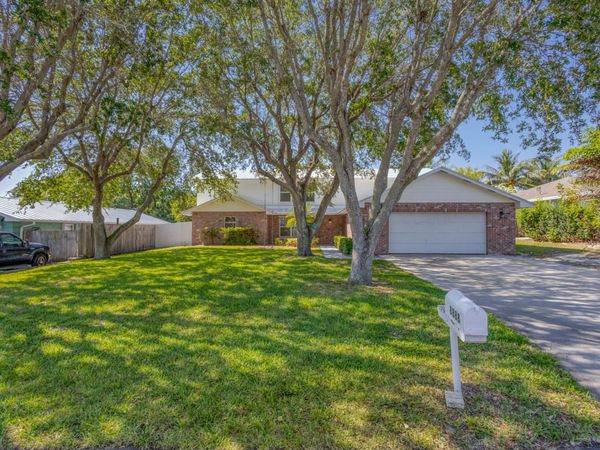 8888 SE Colony Street, Hobe Sound, FL 33455