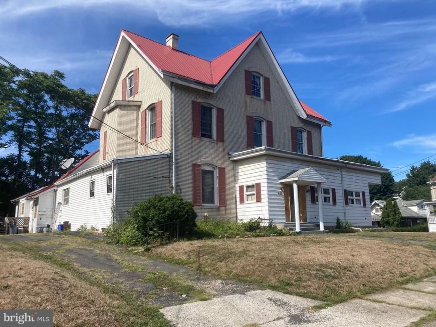 452 Greenwood Avenue, Pottsville, PA 17901 Main Photo