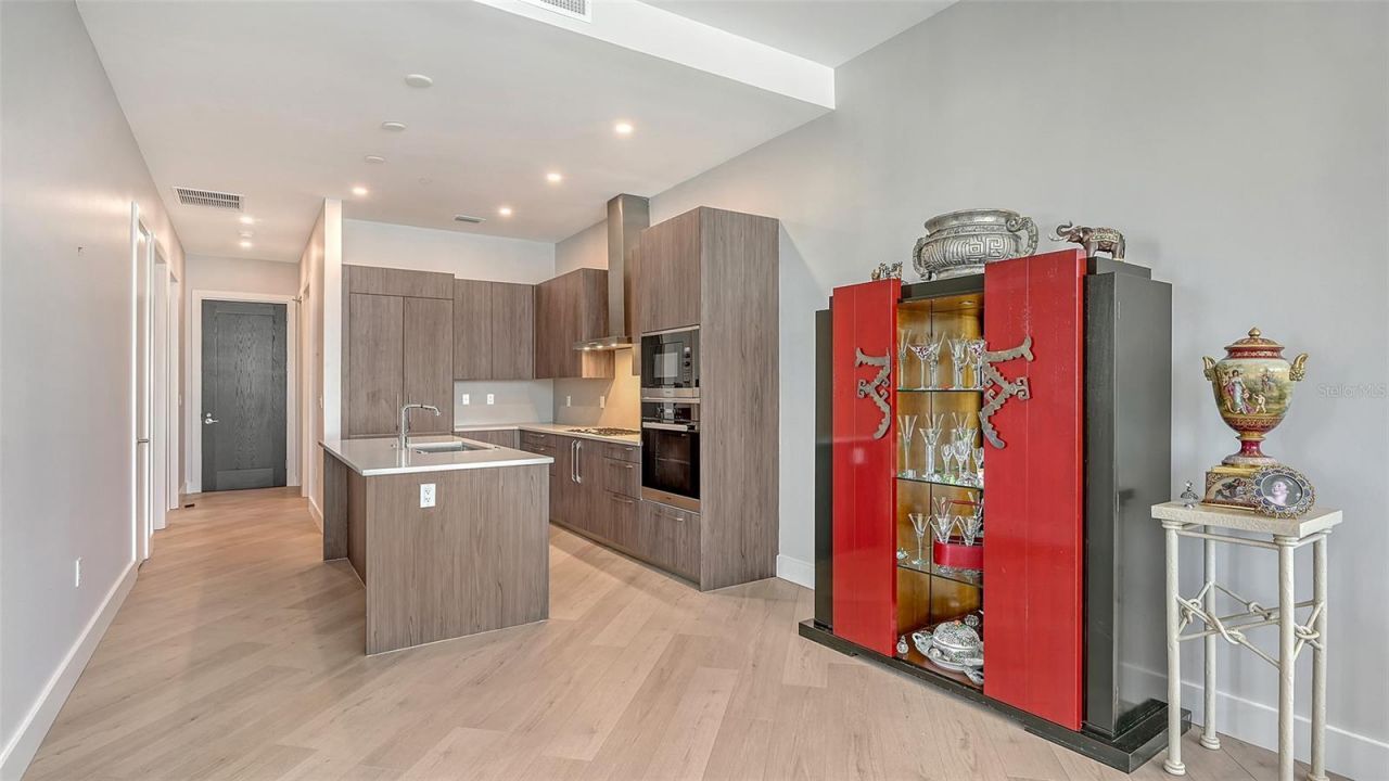 33 S Palm Avenue, Unit 1303, Sarasota, FL 34236 Photo