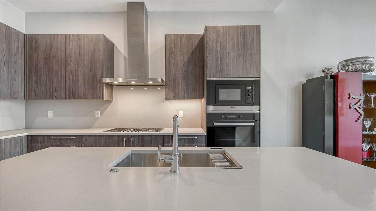 33 S Palm Avenue, Unit 1303, Sarasota, FL 34236 Photo