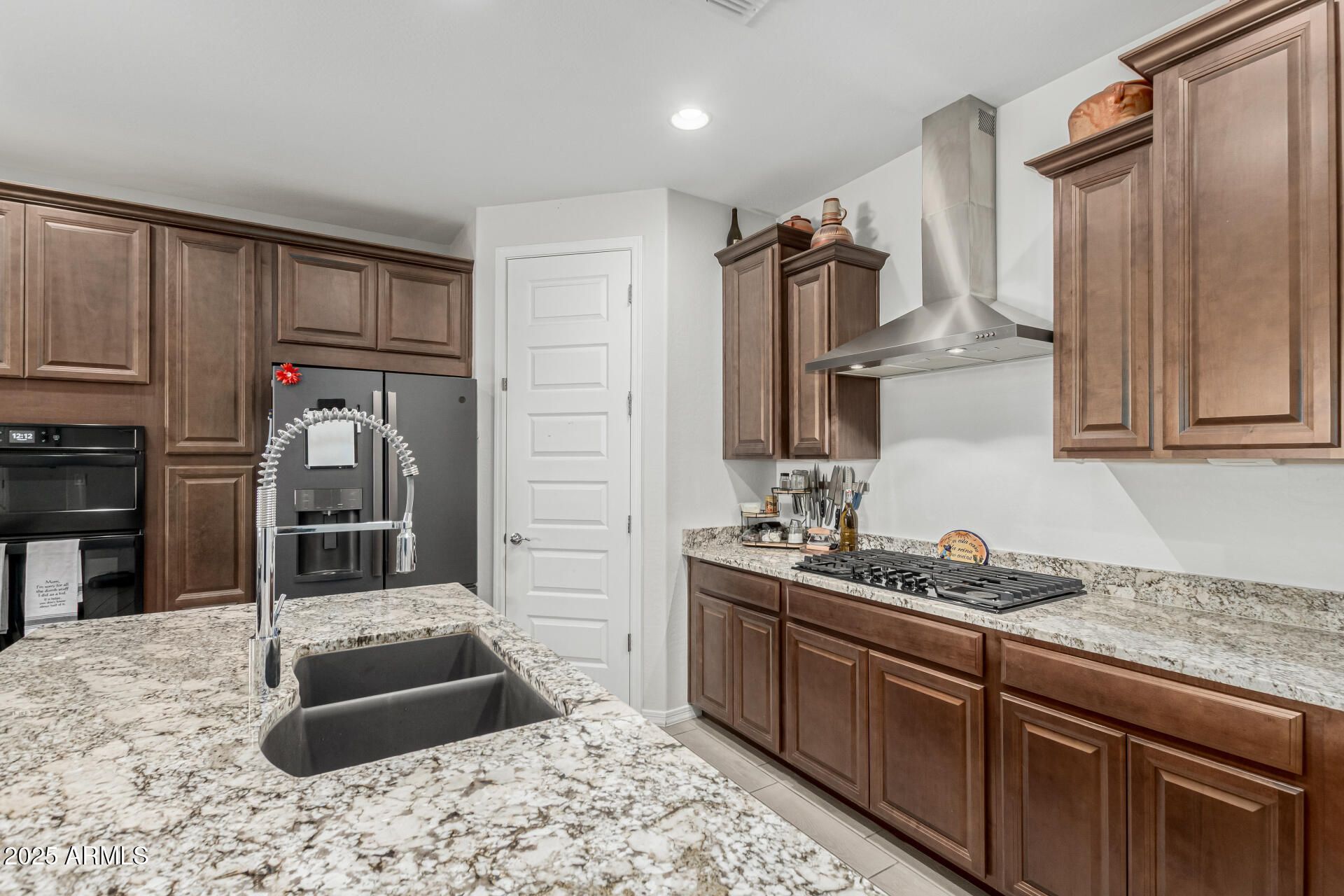 25915 W Tina Lane, Buckeye, AZ 85396 Main Photo