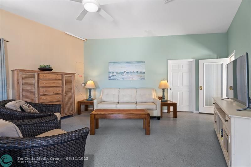 392 Nettles Boulevard, Jensen Beach, FL 34957 Photo