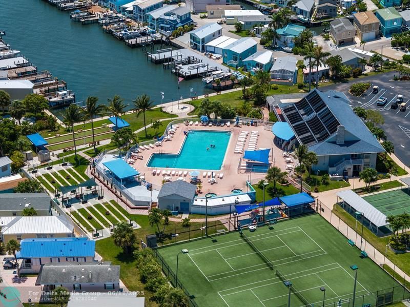 392 Nettles Boulevard, Jensen Beach, FL 34957 Photo