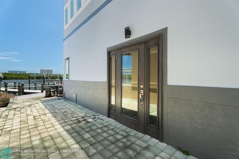 392 Nettles Boulevard, Jensen Beach, FL 34957 Photo