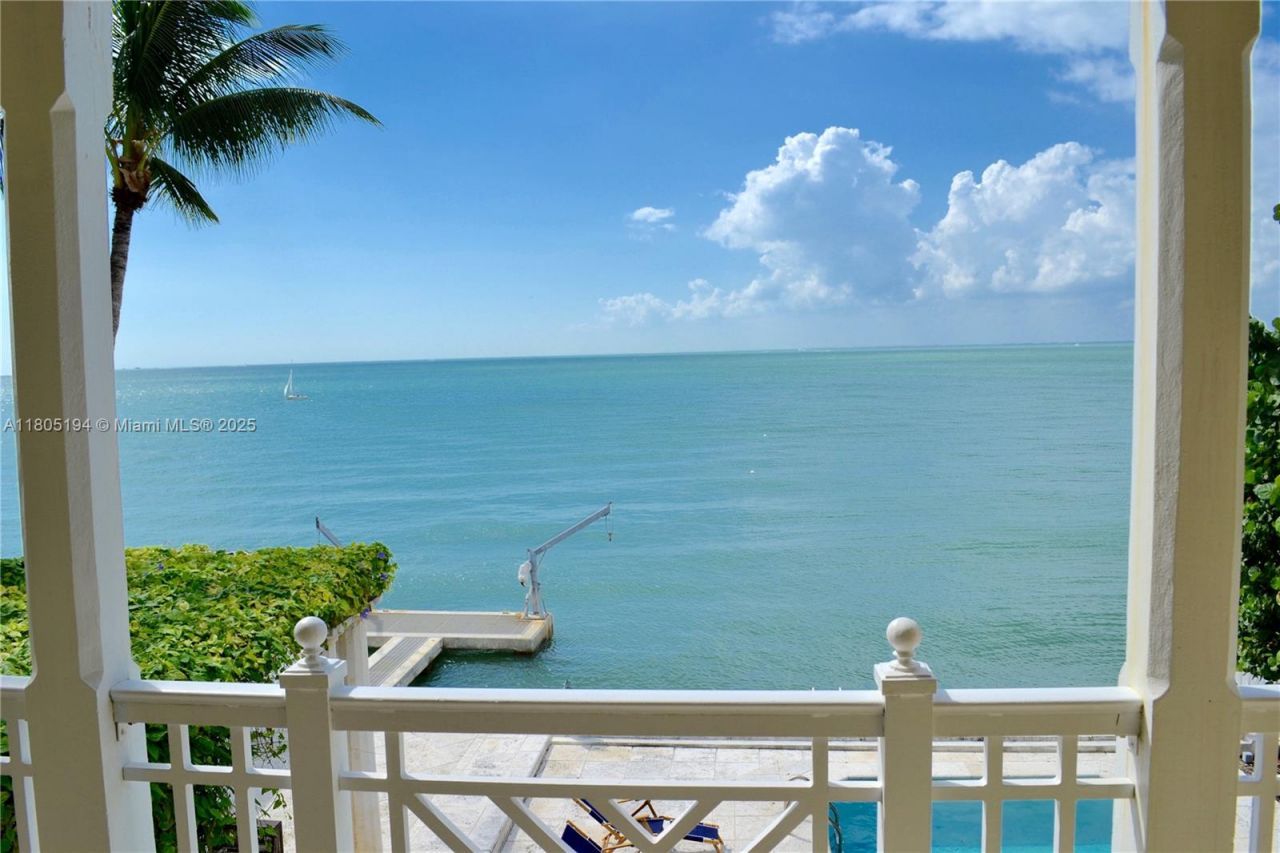 710 S Mashta Dr, Key Biscayne, FL 33149 Photo