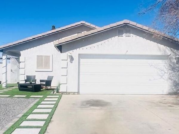 6128 W PALMAIRE Avenue, Glendale, AZ 85301