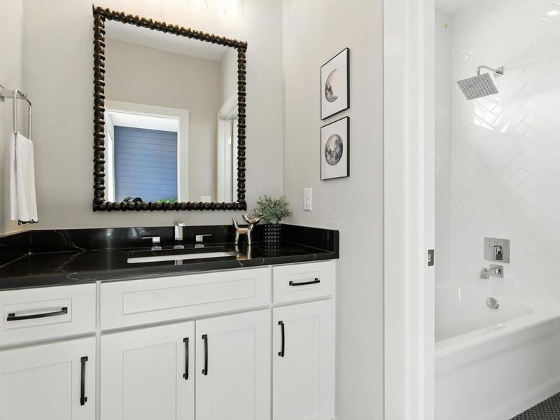 8101 Oaktree Drive S, Dublin, OH 43016 Photo 33