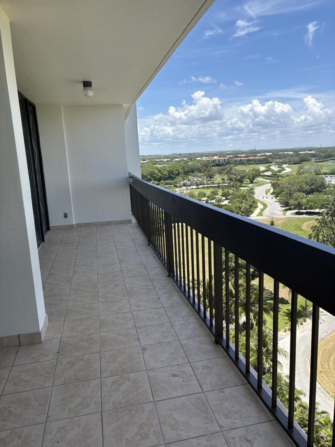 2000 Presidential Way, Unit 1102, West Palm Beach, FL 33401 Photo
