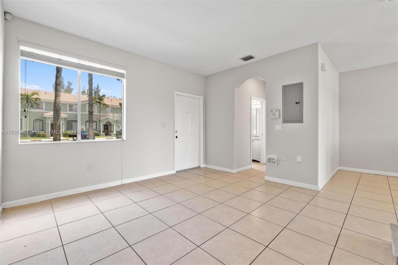 1458 SE 24th Ct, Unit 353, Homestead, FL 33035 Photo