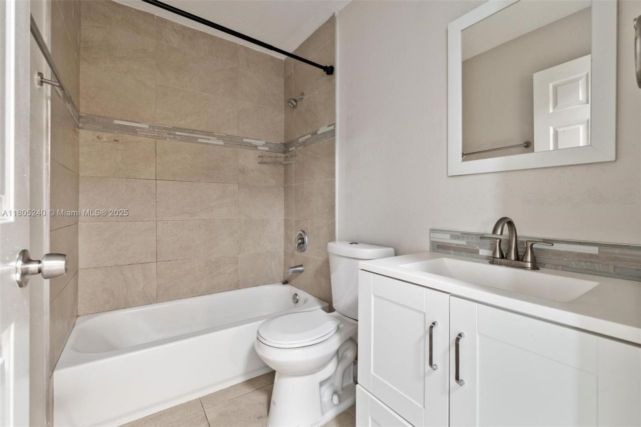 1458 SE 24th Ct, Unit 353, Homestead, FL 33035 Photo