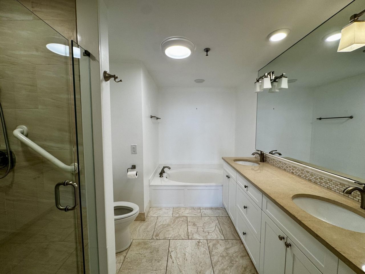 11370 Twelve Oaks Way, Unit 418, North Palm Beach, FL 33408 Photo