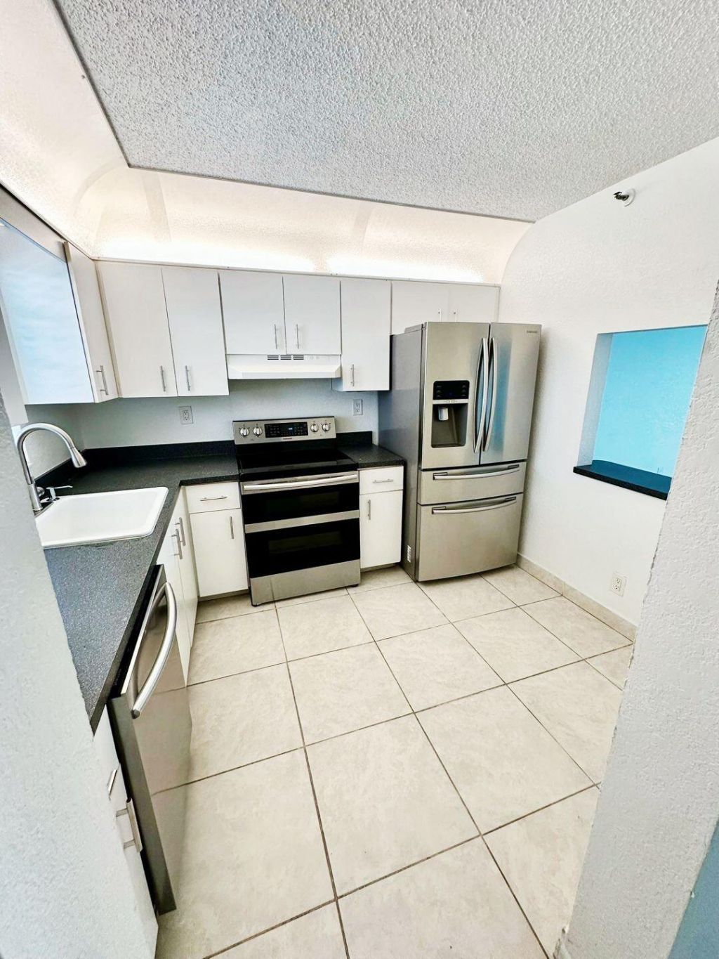 9235 SW 8th 402 Street, Unit 402, Boca Raton, FL 33428 Photo