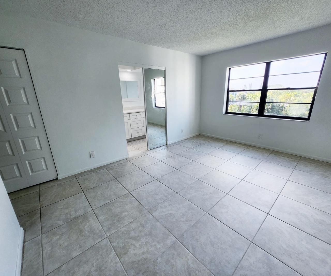 9235 SW 8th 402 Street, Unit 402, Boca Raton, FL 33428 Photo