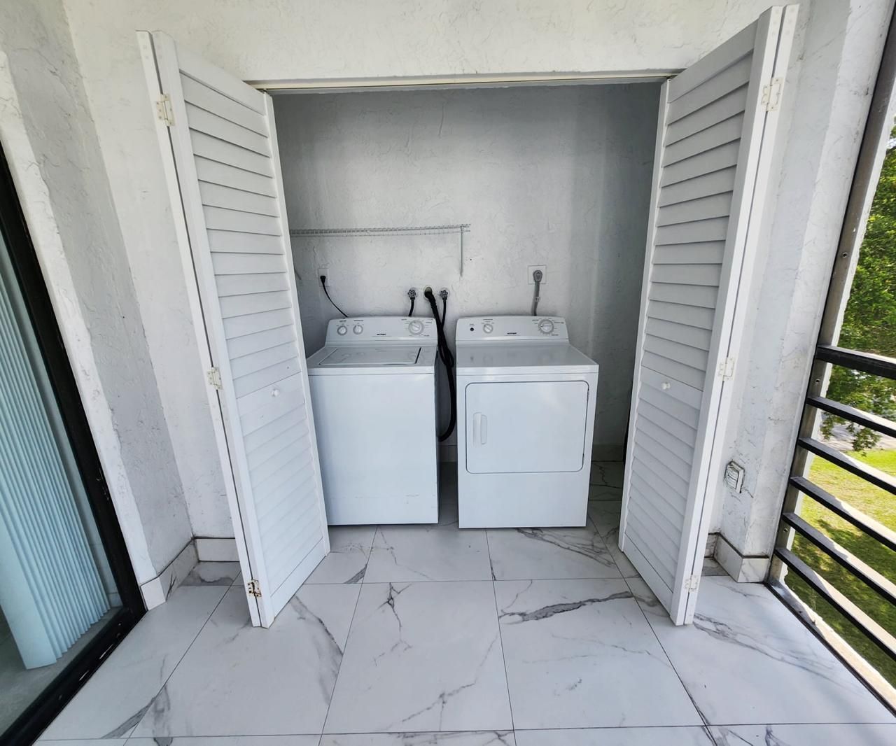 9235 SW 8th 402 Street, Unit 402, Boca Raton, FL 33428 Photo