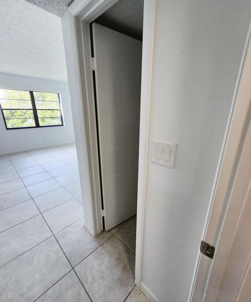 9235 SW 8th 402 Street, Unit 402, Boca Raton, FL 33428 Photo