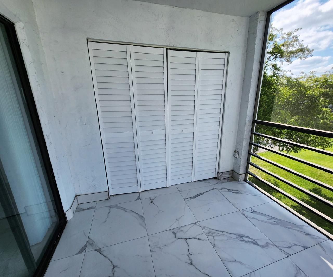 9235 SW 8th 402 Street, Unit 402, Boca Raton, FL 33428 Photo