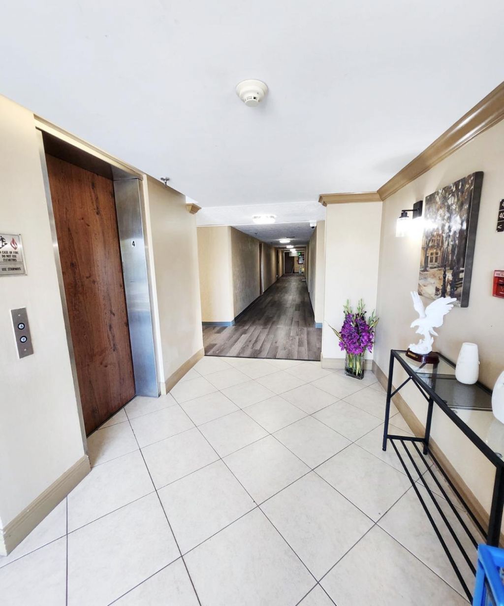 9235 SW 8th 402 Street, Unit 402, Boca Raton, FL 33428 Photo