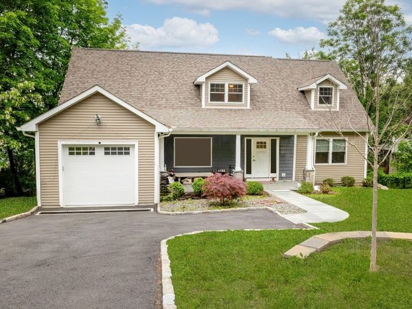 5 Teramar Way, White Plains, NY 10607