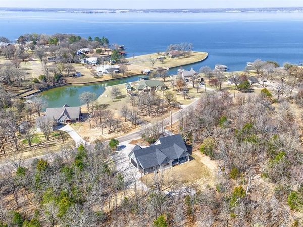 5073 Loper Circle, Streetman, TX 75859